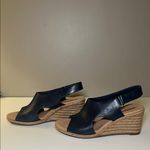 Clarks  Lafley Rosen Wedge Sandals in Navy  Leather Slingback Sandals Size 8.5 Photo 4