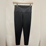 Aerie Offline By  High Waisted Leggings Shiny Black Size M Long Photo 2