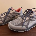 Columbia  Hiking Shoes Waterproof Photo 2