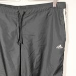 Adidas Size XL Black Three Stripe Cropped Wind Pant Photo 1
