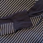 Lululemon Fleet Street Pullover Black White Photo 5