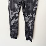 Athleta [] Gray Camo High Rise Contender Powerlift 7/8 Leggings Sz Large Tall LT Photo 7