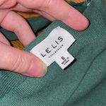 Le lis  green cross back long sleeve top Photo 1