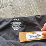 SKIMS NWT  bandeau Photo 2