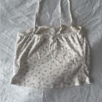 Altar'd State Altar’d state white flower tank top Photo 2