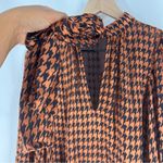 Alice + Olivia Lolita Burnout Silk Blend Houndstooth Tie-Neck Blouse Size M Photo 7
