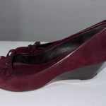 Coach Rianna Women's Wedge Heels Size 7.5 Signature Suede Red Burgundy Bow J Photo 0