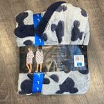 Disney  Mickey lounger with cozy hood Photo 2