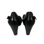 Gentle Souls GENTLE SOUL BY KENNETH COLE 7M BALCK SUEDE CHUNKY 3.5”HEELS BLACK PATENT ACCENTS Photo 4