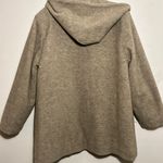 L.L.Bean Women's warm jacket with a hood. Size M. $37. Photo 1