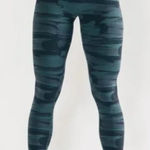 Alphalete Surface Power Blue Canvas Camo Crossover Leggings Photo 0