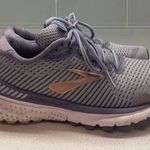 Brooks Woman’s  Running Shoes Photo 0