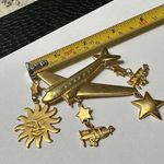Large Matte Gold Tone Airplane With Plane Sun & Star Charms Brooch Pin Photo 3
