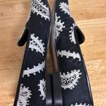 Zalo Women’s Black and White Embroidered Flats with Intricate Design size 8M‎ Photo 8