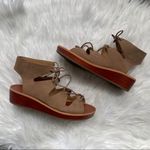 Lucky Brand Hipsta Open Toe Leather Wedge Sandals Tan Brown Size 7.5 Photo 6