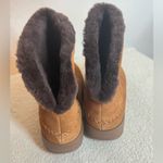 FitFlop Women  Chestnut Winter Boots. Geat for Fall/Winter Season. Size 7.5 Photo 2