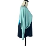 Willow Drive Medium Top V Photo 2