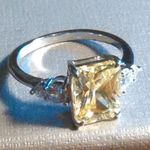 Simulated Peridot and White Diamond Sterling Silver Ring (Size 6) Photo 2