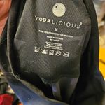 Yogalicious  camo leggings Photo 6