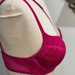 Victoria's Secret Victoria’s Secret VINTAGE Very Sexy Push-up Bra Photo 6