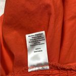 Evereve  top with caped sleeves and a gathered waist. Photo 3