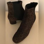 Bruno Magli women leopard suede short heel boots Size 6 Made in Italy Black Photo 2