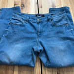 Max jeans Women’s Crop Denim Jeans Size 10 Light Wash Stretch Photo 0