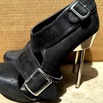 United Nude Heels Ankle Boots Leather Pin Belt Closed Toe Buckle Strap Black 7.5 Photo 3