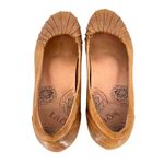 Taos Calypso Womens Brown Leather Pleated Comfort Heels Size 9 Photo 2