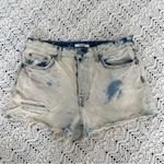GRLFRND Cindy Acid Wash High Waist Distressed Cutoff DenimShorts White (Size 28) Photo 6