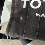 Marc Jacobs Small The Tote Bag in Charcoal Gray / Black Photo 7