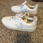 VEJA  Sneakers Photo 1