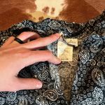 100% cotton vintage Y2K paisley print black and white top Size medium No flaws Photo 2