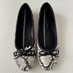 French Connection Diana Snake black white Printed Flats size 6 NWT Photo 2
