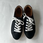 REEF  Cushion Sunset Womens Sneakers Shoes 6 Leather Black White Classic Timeless Photo 1