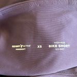Old Navy  High Rise Bike Shorts with 8” inseam Women’s Size XS MWT Photo 2