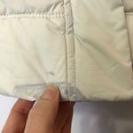 GAP Winter White Puffer Quilted Vest Womens M Winter Jacket Warm Ski Snowboard Size M Photo 1