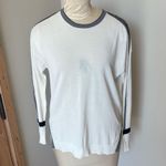 Per Se  White and Gray Crew Neck Sweater with Classic Design Photo 0