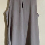 Violet+Claire 🌞 Light Gray Scoop Neck Sleeveless Keyhole Front & Back Blouse Photo 0
