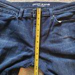 DKNY  Jeans Soho Straight Size 10 Dark Wash Photo 9