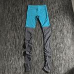 Alo Yoga  Goddess Leggings teal grey Photo 1