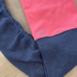 Alo Yoga GODDESS WOMENS XS # 87370 Coral and grey (charcoal) Leggings Dance Photo 4