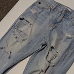 Kancan High Rise Mom Boyfriend Jeans Distressed Ripped Denim Light Wash Womens Blue Size 26 Photo 4