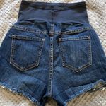 Old Navy  Denim Maternity Full Panel Jean Shorts Size 6 EUC #7514 Photo 3