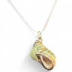 Handmade Seashell Conch Green and Gold Necklace Photo 4