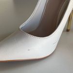Shoe Dazzle "Esperanza" Glam Pumps White Gold Closed Pointed Toes Heels Size 6.5 Photo 8