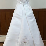 Michaelangelo Fabulous NEW Vintage 90s  Embroidered Satin Wedding Gown! Photo 0