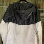 Nike Zip Up Windbreaker Black And White Photo 3