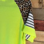 Sunshine‎ & Rodeos Neon Leopard Sleeve Top Size XL Green Photo 4