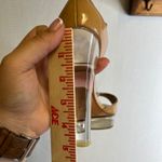 Stuart Weitzman Platform Sandals Heels Clear Lucite Heel Beige Patent Leather Photo 8